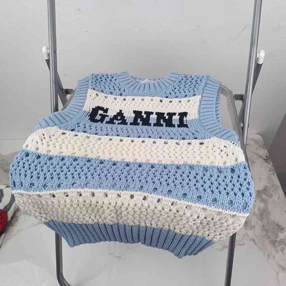 Ganni Women's Blue and Cream Crewneck Sweater Vest - Picture 5 of 5